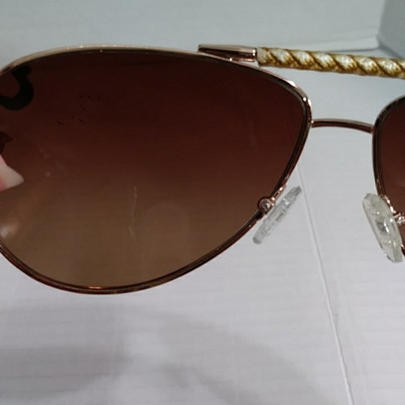 5 Piece Summer Bundle. Swimsuit,Hat,Glasses,Headband & Pedicure Set - Picture 7 of 16